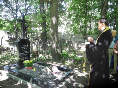 могиле М.М. фон Эссен DSCN4949.JPG